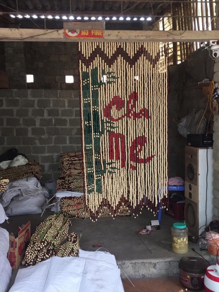 Mành hạt gỗ Cha Mẹ