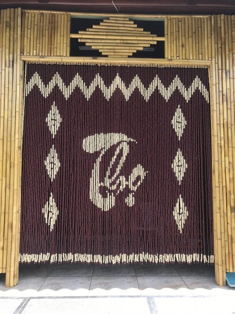 Mành hạt gỗ chữ Thọ